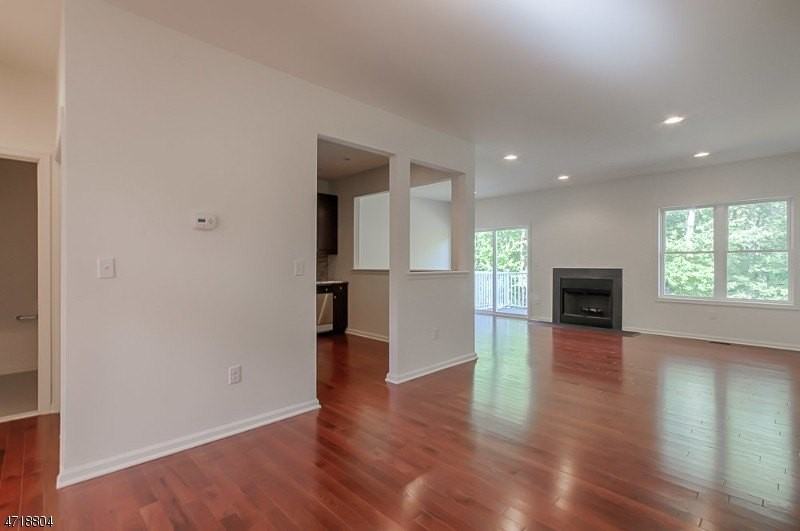 15 Decroce Ct - Photo 4 of 23