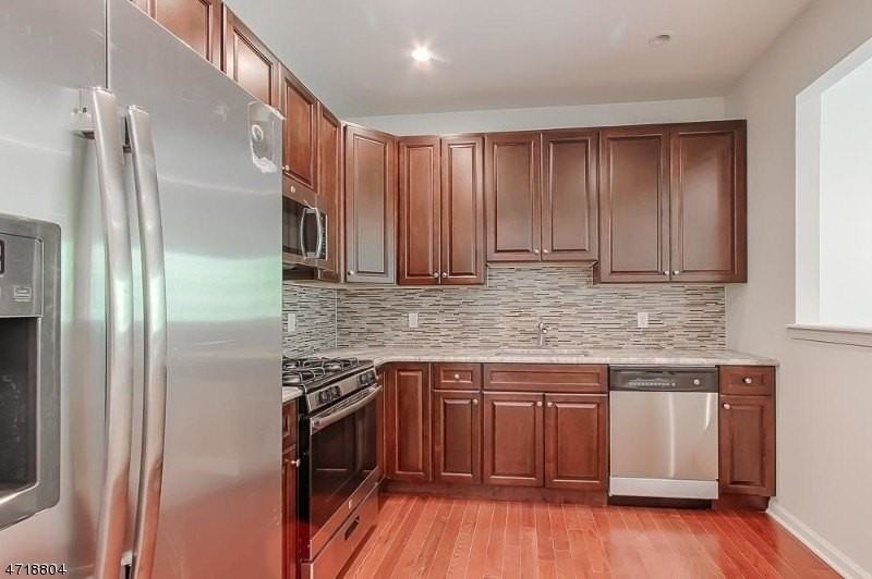 15 Decroce Ct - Photo 6 of 23