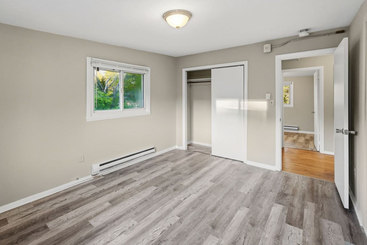 379-385 Douglas Pike - Photo 4 of 26
