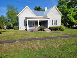 featured image of 2105 College St