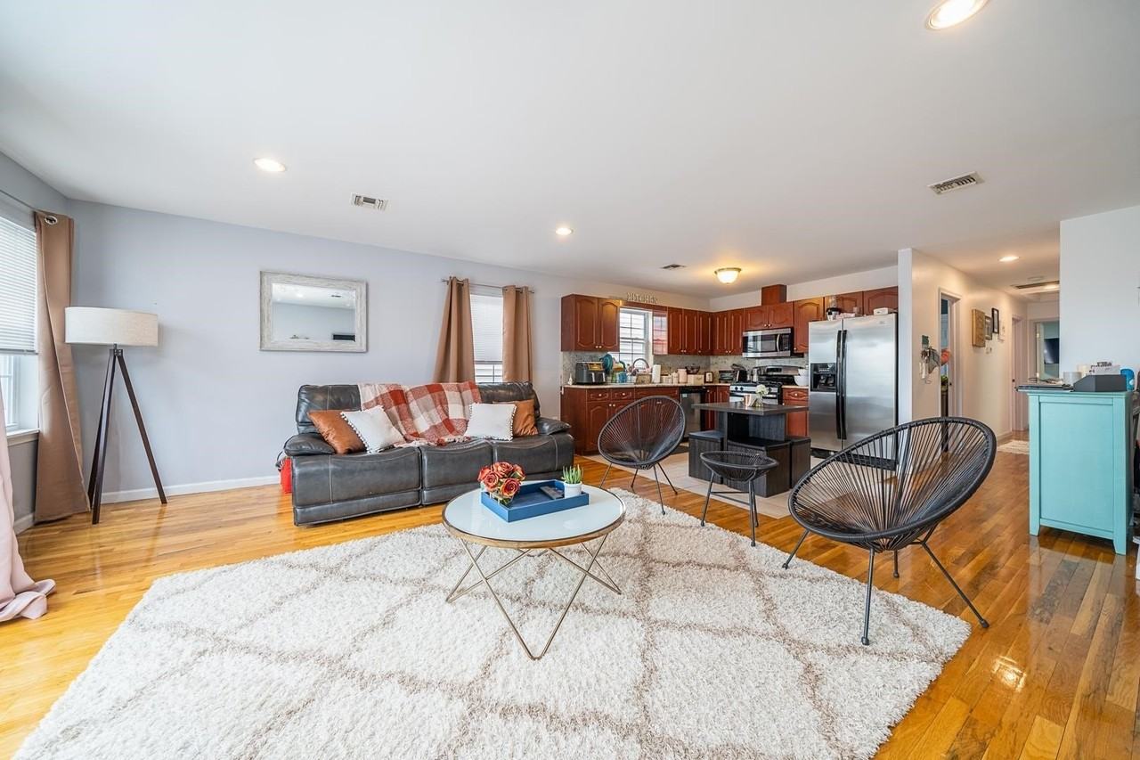 171 Halladay St #2 - Photo 4 of 16
