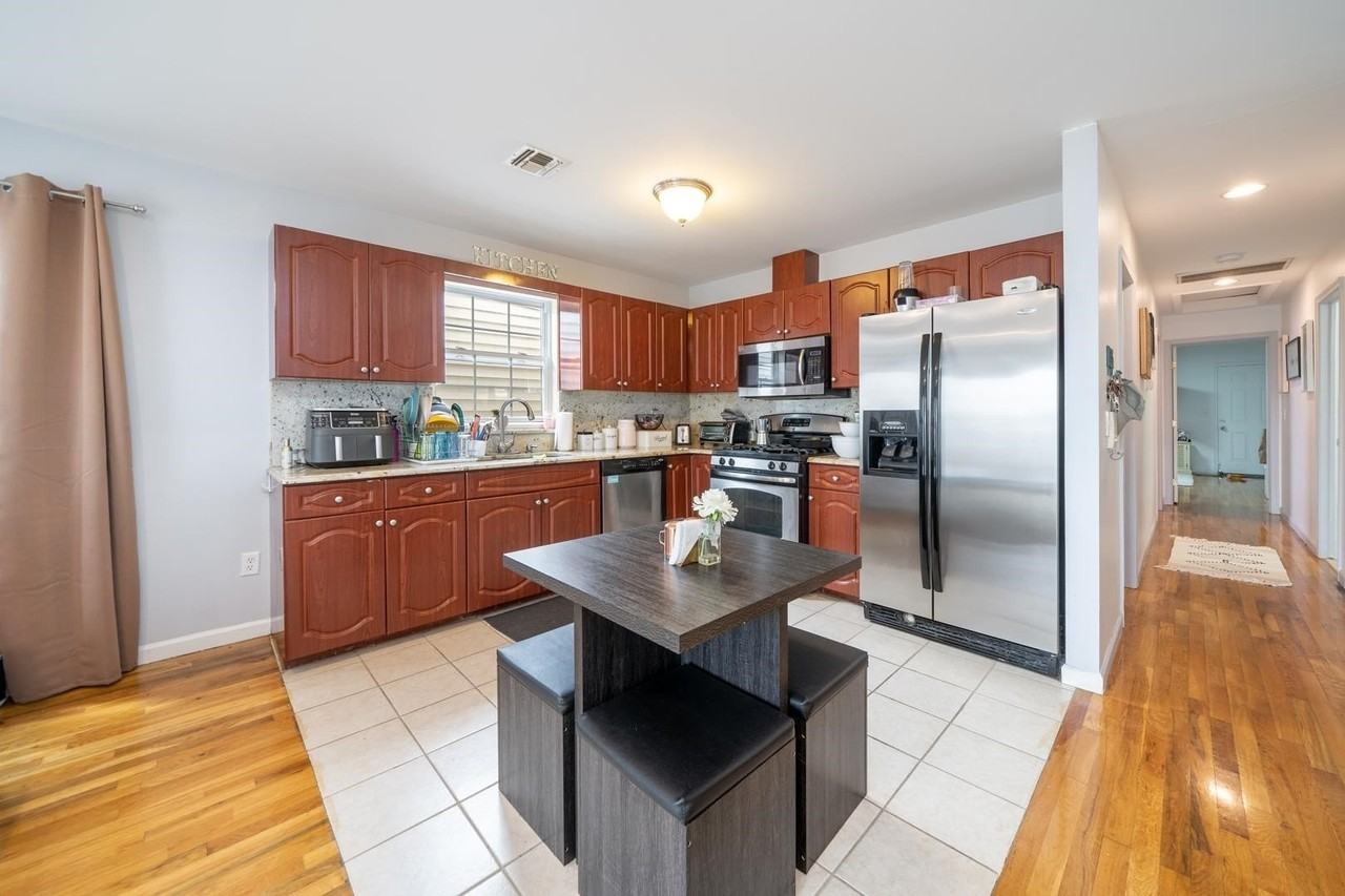 171 Halladay St #2 - Photo 5 of 16