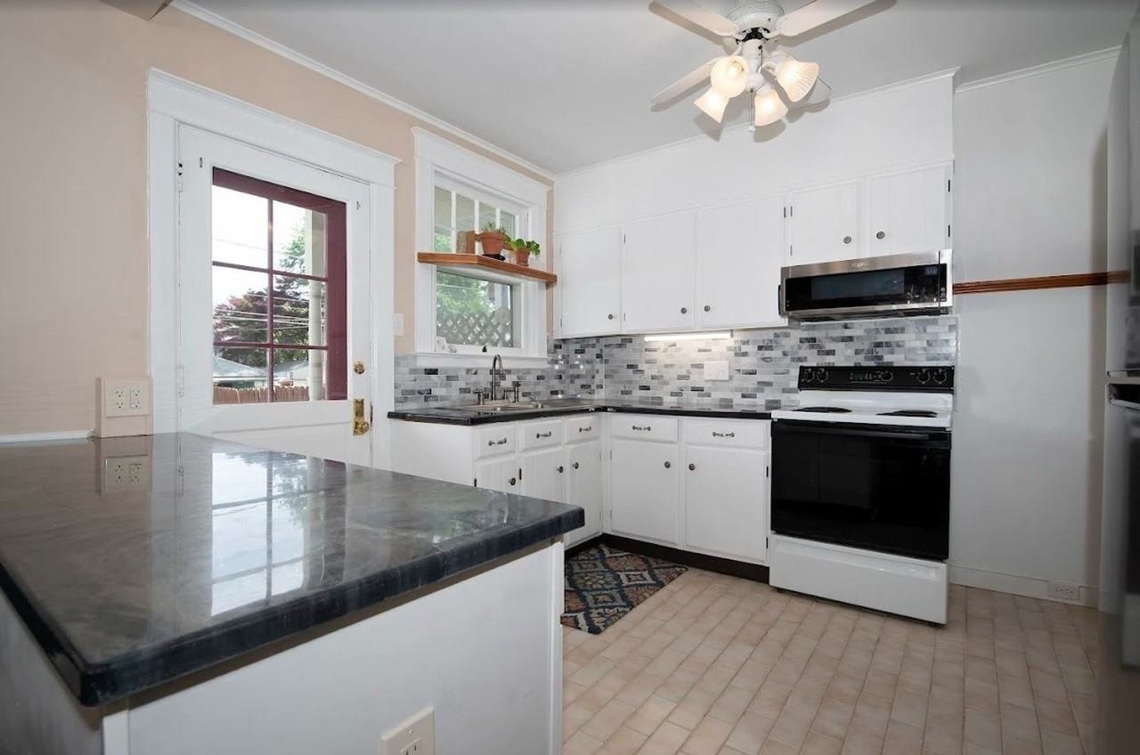 1505 3rd Ave - Photo 4 of 12