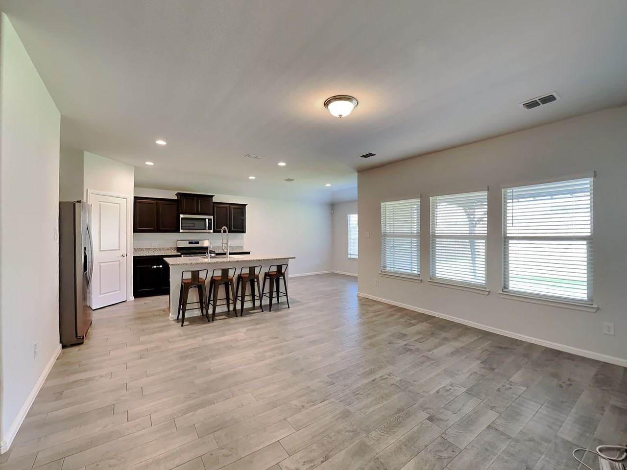 2316 Stallings Rd - Photo 2 of 17