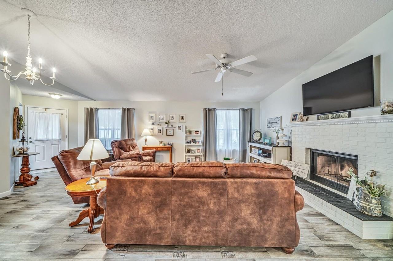 1696 Valparaiso Blvd - Photo 4 of 42
