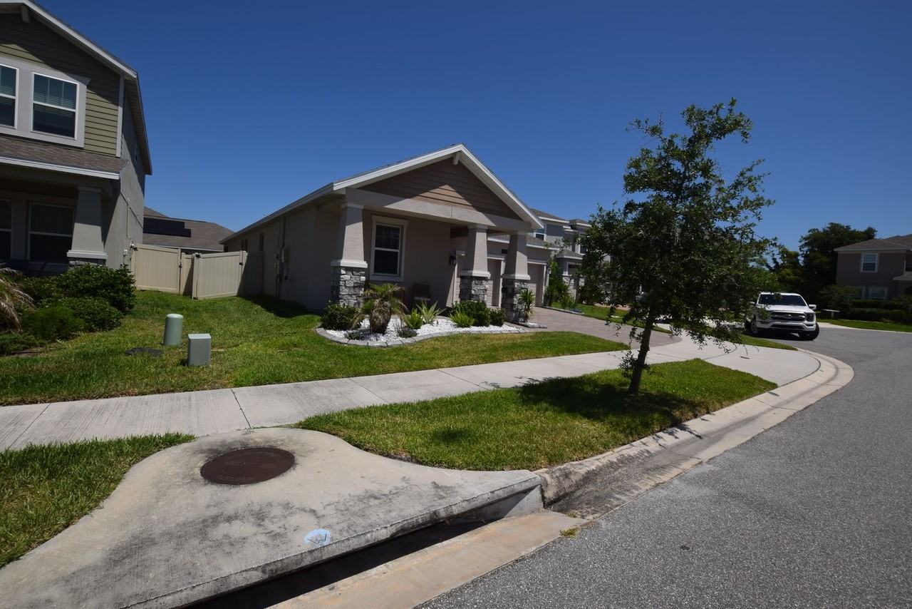 5055 Hatchineha Ct - Photo 3 of 50