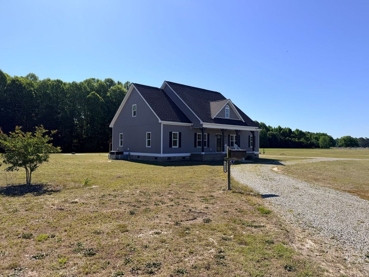8487 Bend Of The River Rd - Photo 6 of 47