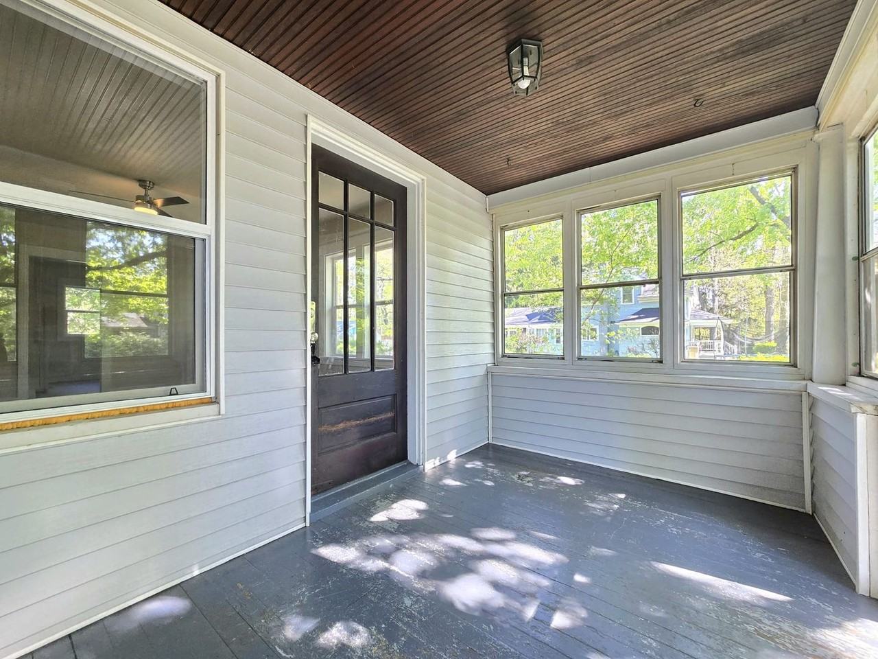 1218 S 26th St - Photo 3 of 12