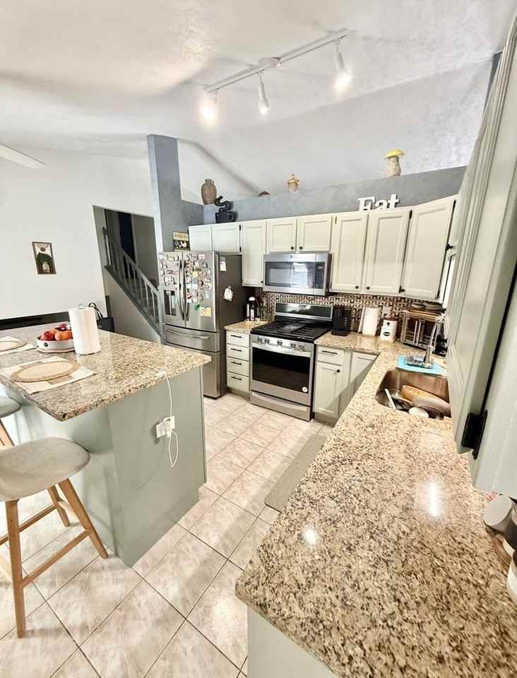 6324 Weathervane Ln - Photo 2 of 16