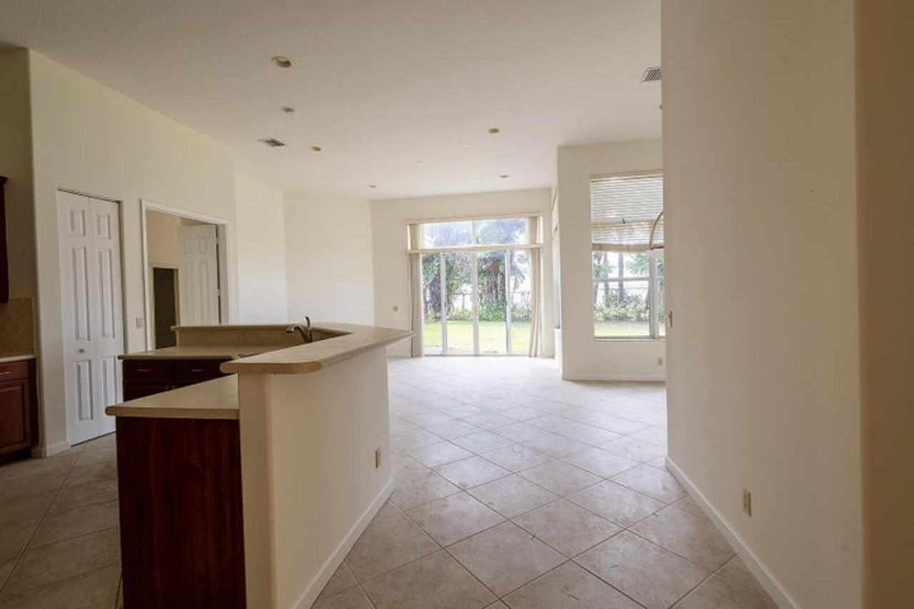 6428 Garden Ct - Photo 5 of 21