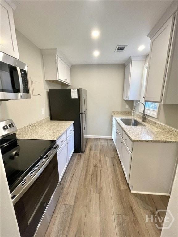1813 E 39th St - Photo 3 of 19