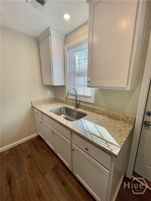 1813 E 39th St - Photo 5 of 19