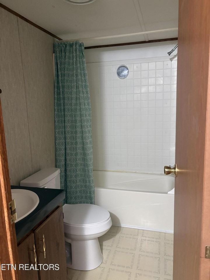124 Watson Ln #12 - Photo 4 of 14