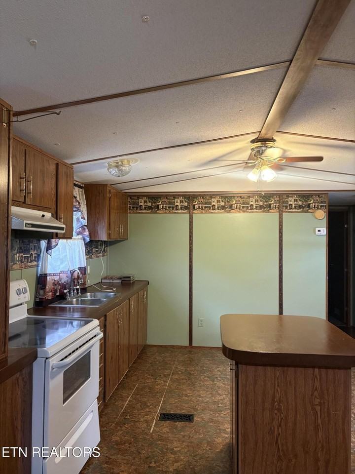 124 Watson Ln #12 - Photo 7 of 14