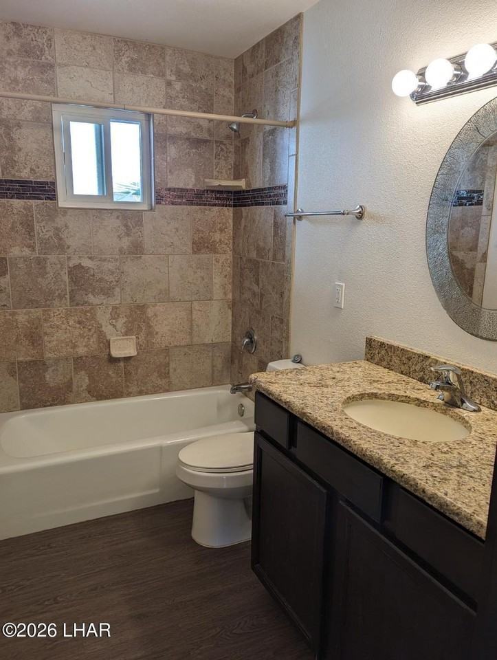 245 Geronimo Ln N #C - Photo 5 of 6