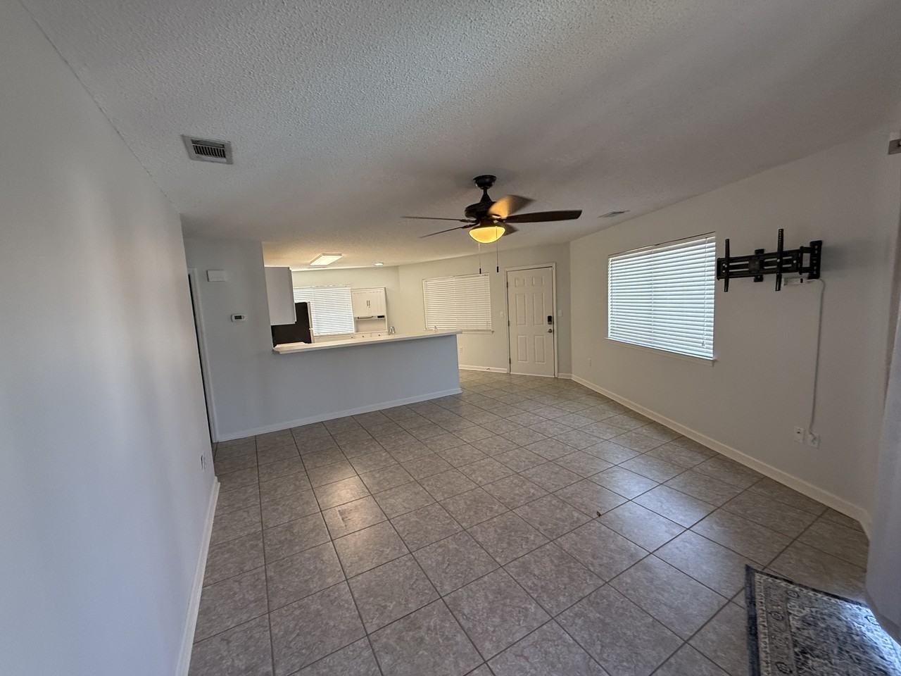 285 Payne St #1 - Photo 4 of 22