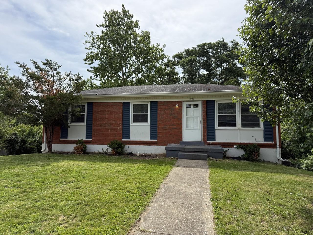 3612 River Park Dr