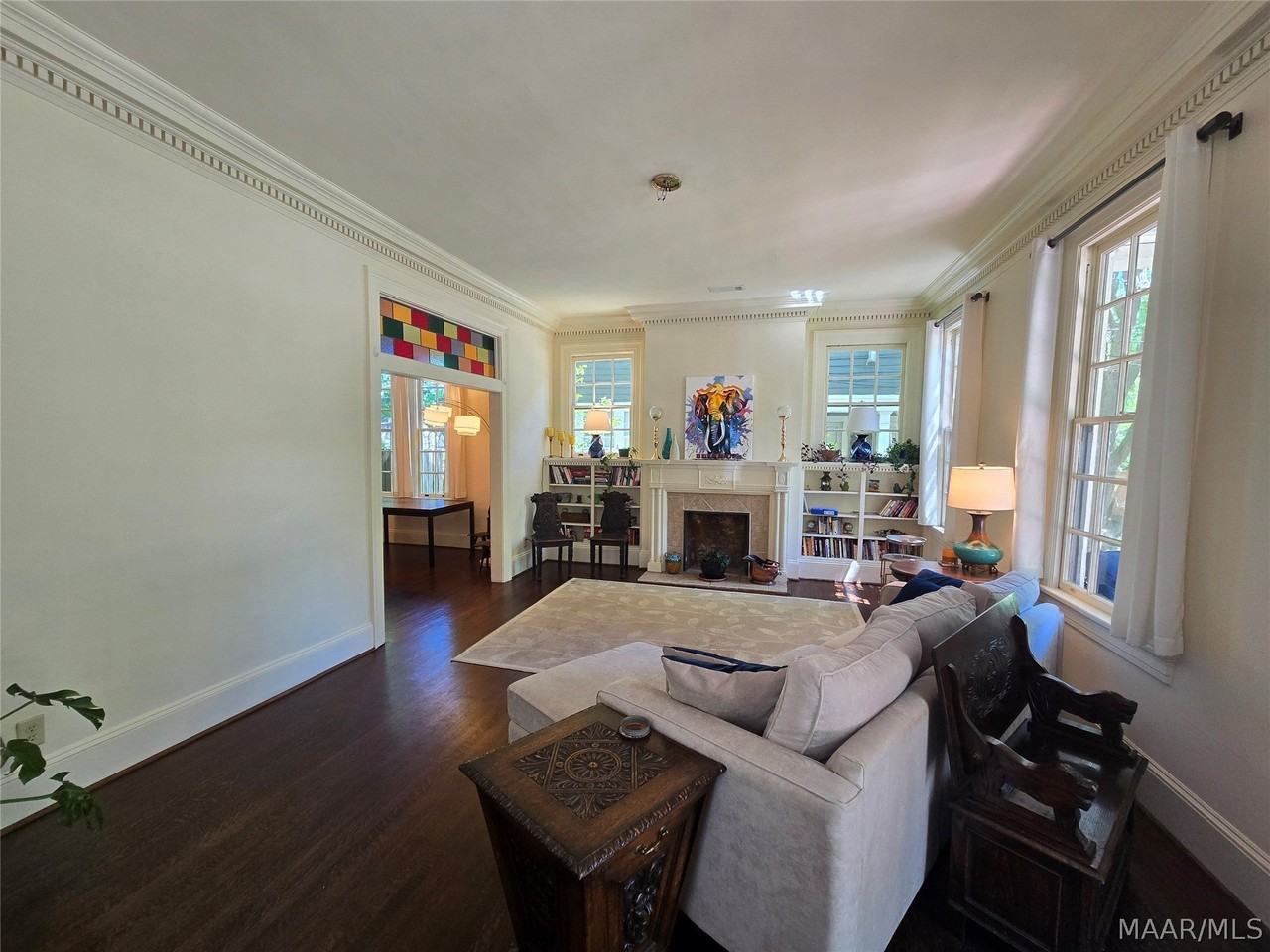 379 Felder Ave - Photo 7 of 26