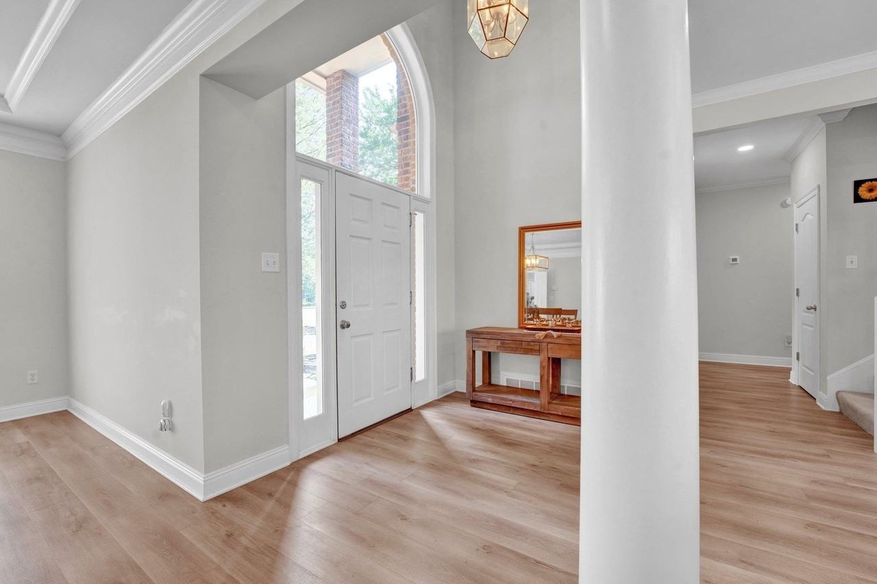 1331 Riding Brook Dr - Photo 6 of 39