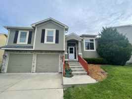 featured image of 728 Highland Drive