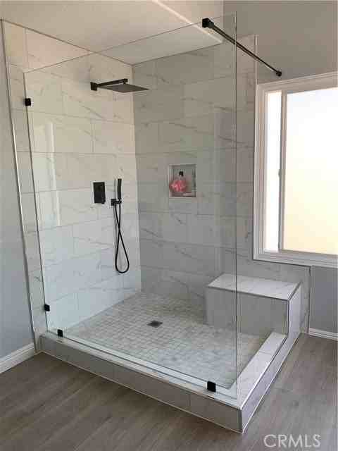 543 S Eveningsong Ln - Photo 2 of 8
