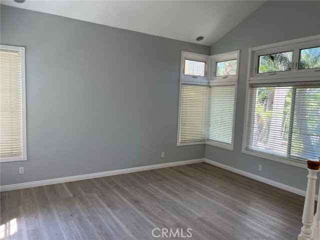 543 S Eveningsong Ln - Photo 7 of 8