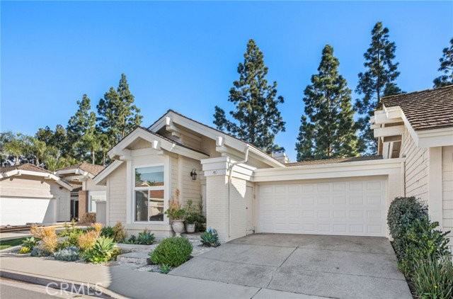 41 Hillgrass - Photo 2 of 8