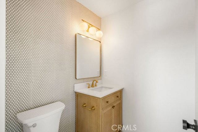 518 Legion St - Photo 2 of 8