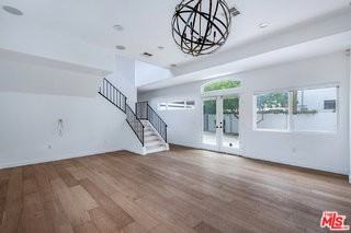 14828 Morrison St - Photo 6 of 8