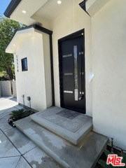 13338 Magnolia Blvd - Photo 4 of 8
