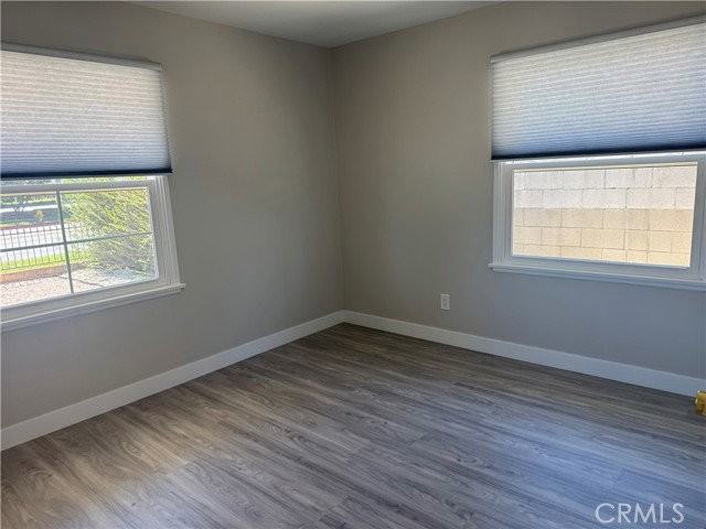 20431 Lassen St - Photo 6 of 8