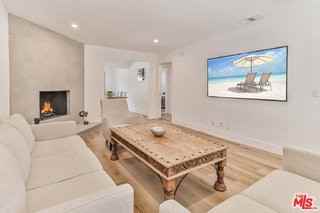 21905 Viscanio Rd - Photo 4 of 8