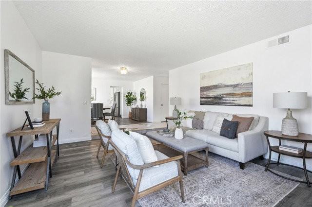 24420 Alliene Ave #3 - Photo 6 of 8