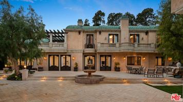 featured image of 1021 N Crescent Dr
