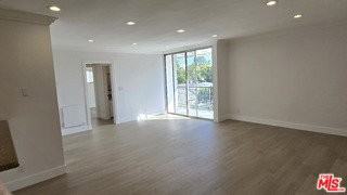 827 2nd St #307 - Photo 2 of 8