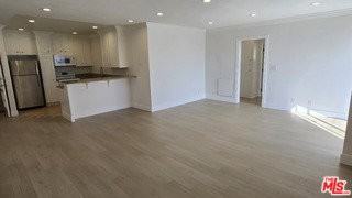 827 2nd St #307 - Photo 6 of 8