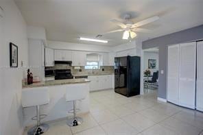 482 Se 4th Ave - Photo 5 of 8