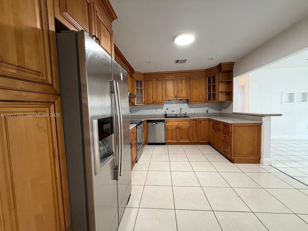 2650 Sw 13th Ave - Photo 6 of 20