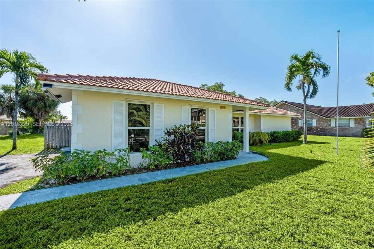3165 Nw 116th Ave #3165 - Photo 6 of 50