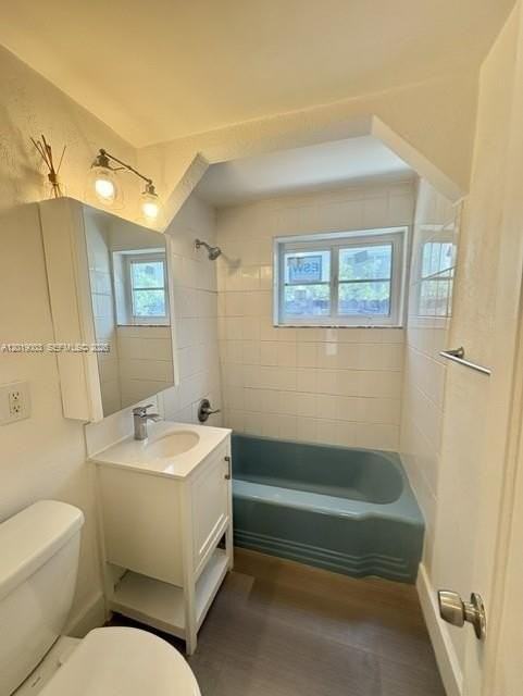 7445 Harding Ave #112 - Photo 7 of 17