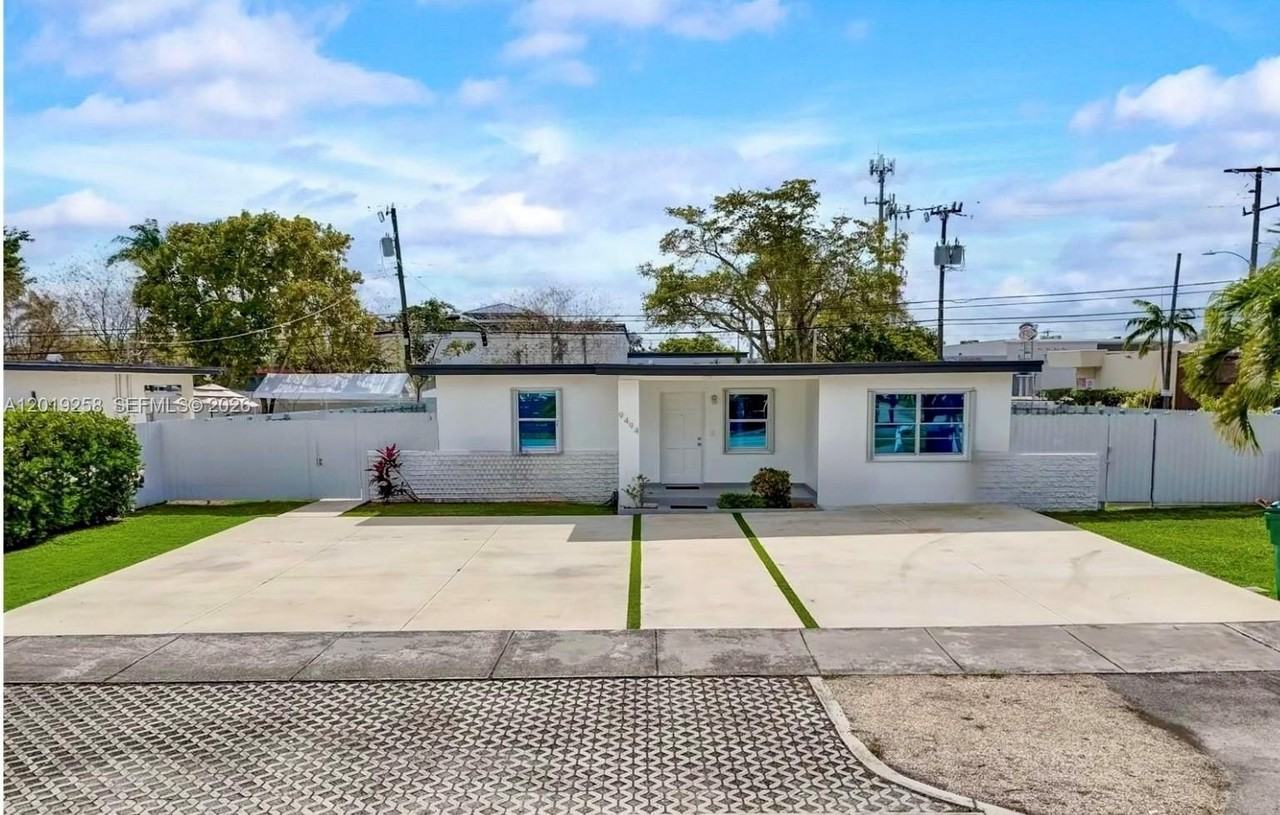9494 Sw 39th St - Photo 2 of 15