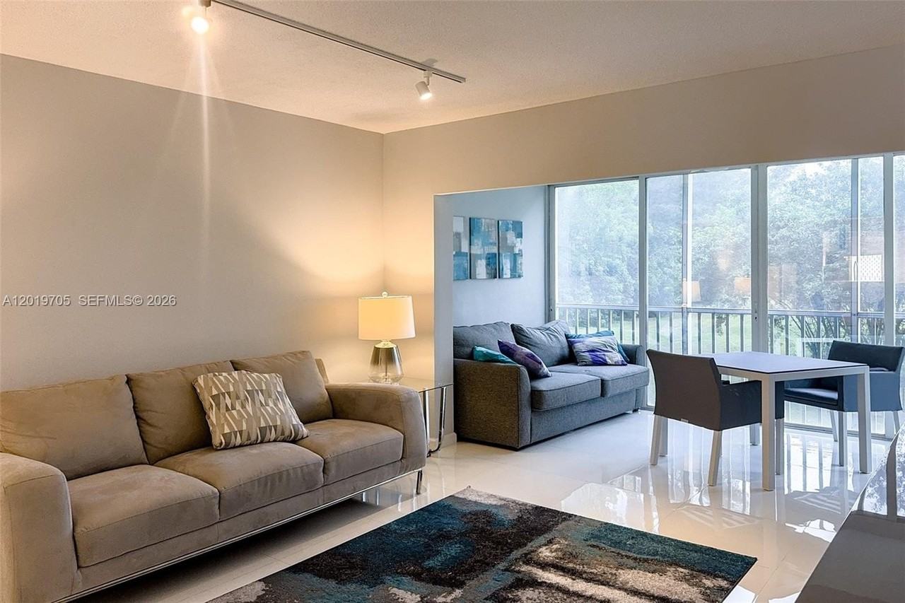 3200 N Palm Aire Dr #207 - Photo 5 of 23