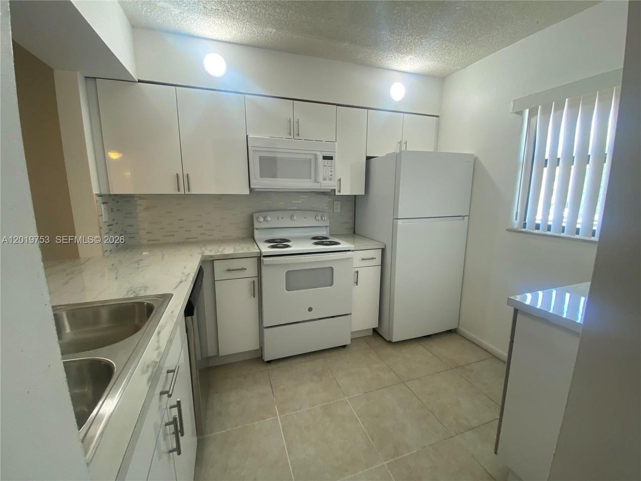 3410 Foxcroft Rd #206 - Photo 4 of 21