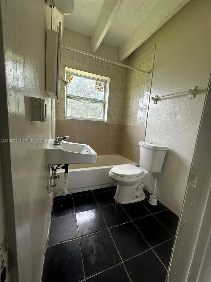 26510 Sw 138th Ave #A - Photo 4 of 15