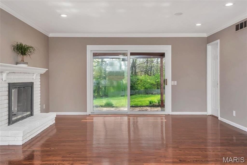 4562 Tauneybrook Dr - Photo 5 of 32