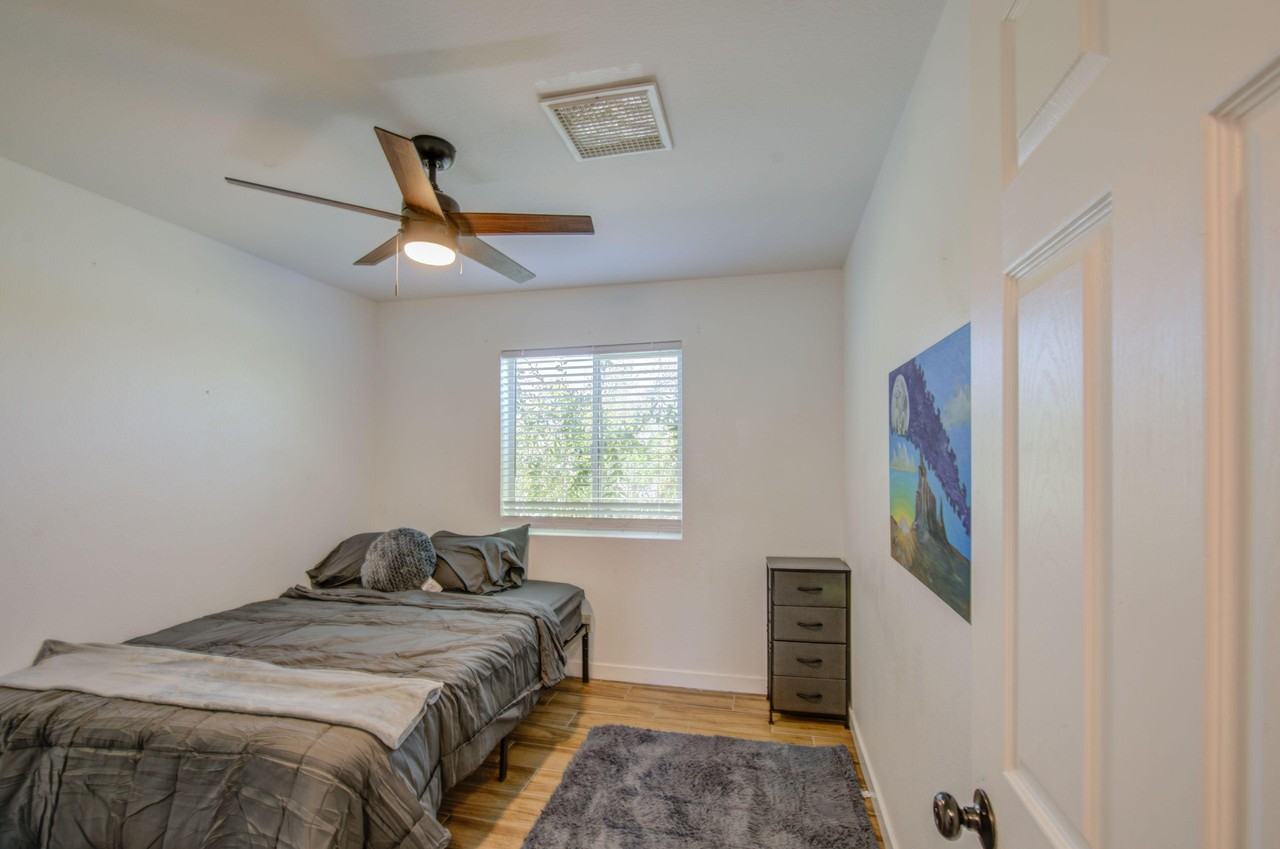 E Diamond Ave - Photo 5 of 15