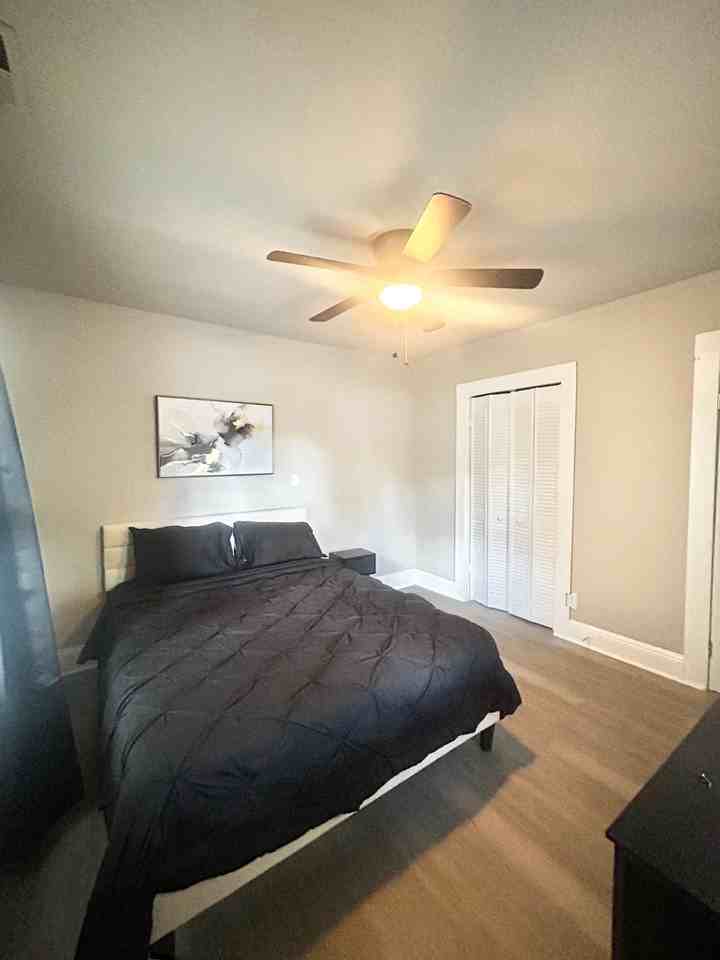 Booker Ave - Photo 5 of 11