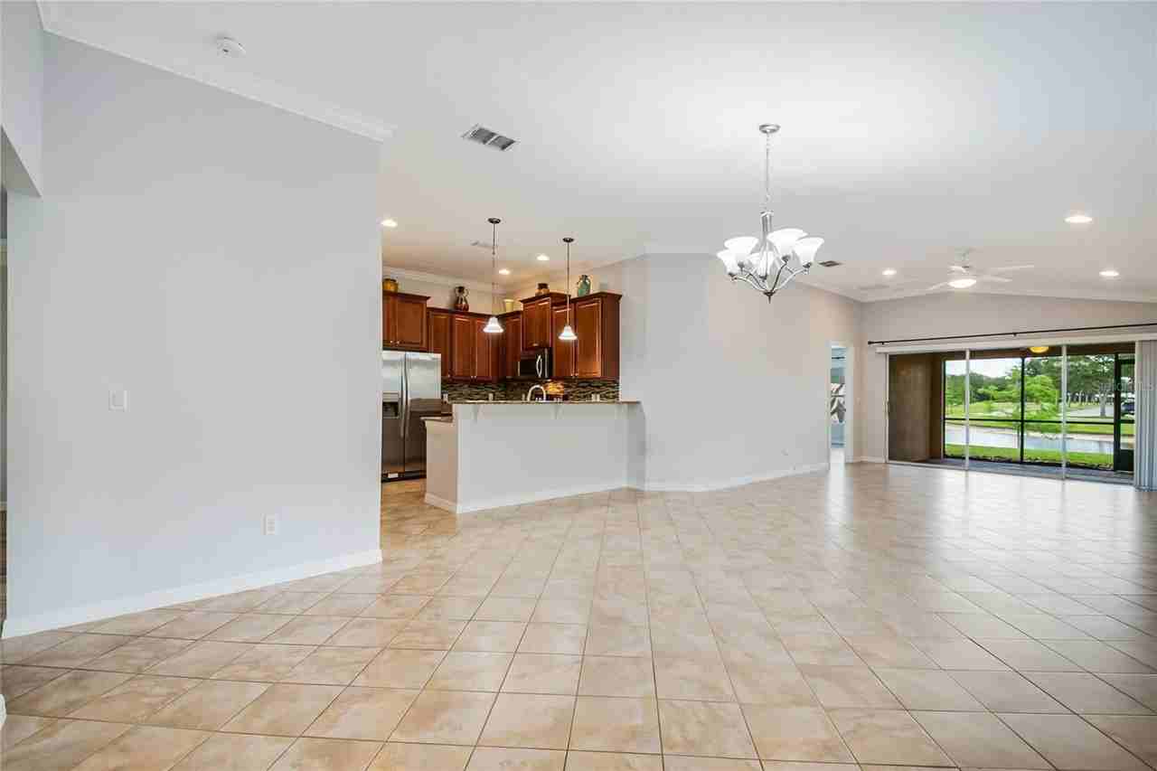 12126 Tripletail Ln - Photo 7 of 44
