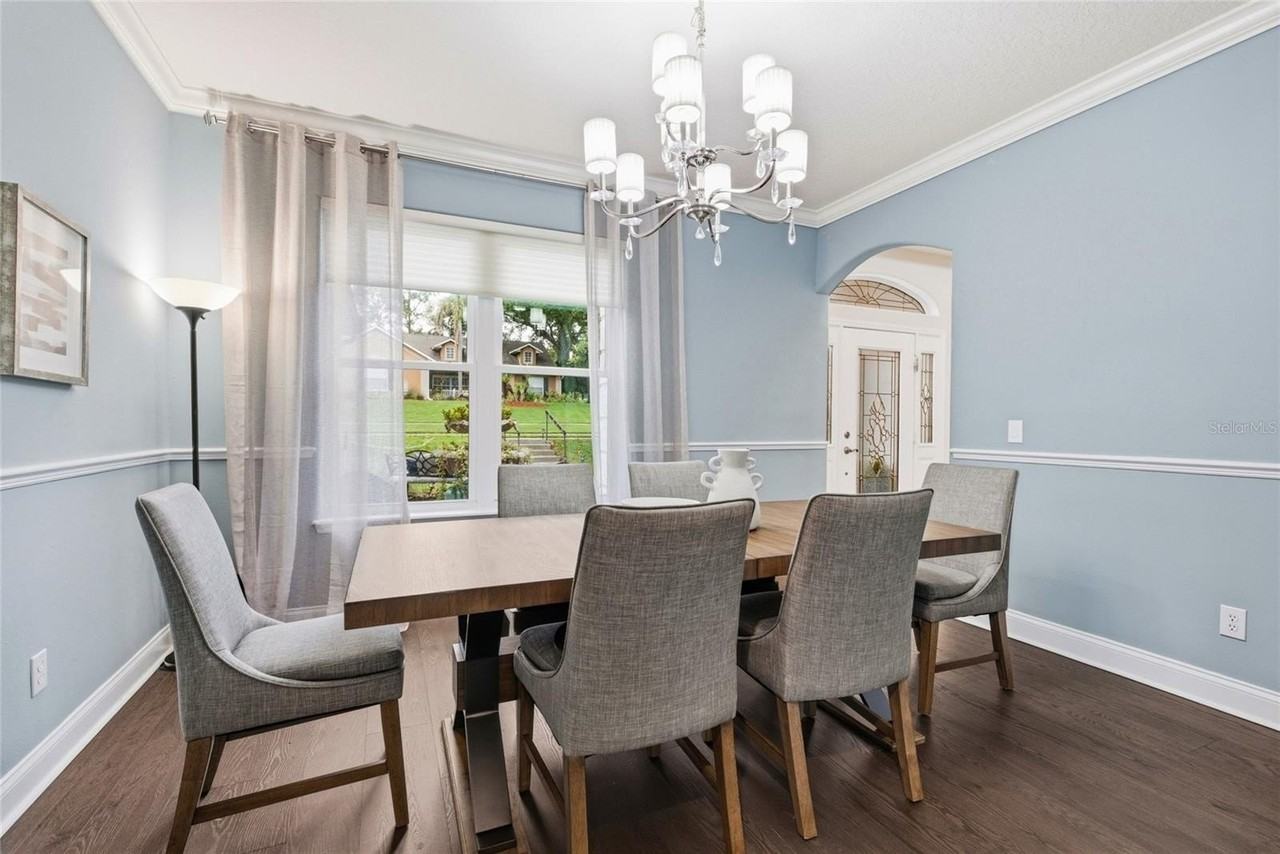 15029 Green Valley Blvd - Photo 5 of 39