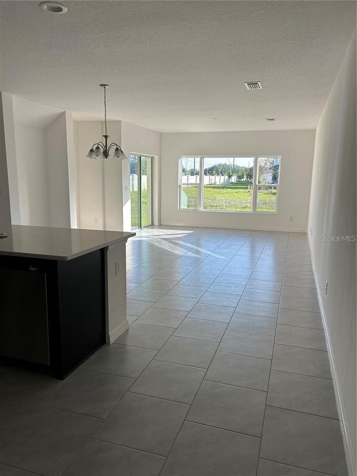 5002 Greenbank Ln - Photo 5 of 12